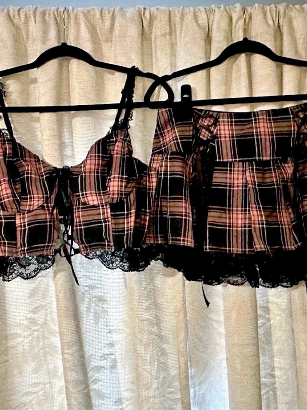 Charm school dropout Lace-Up Crop Top & Mini Skirt Set - Black & pink plaid
